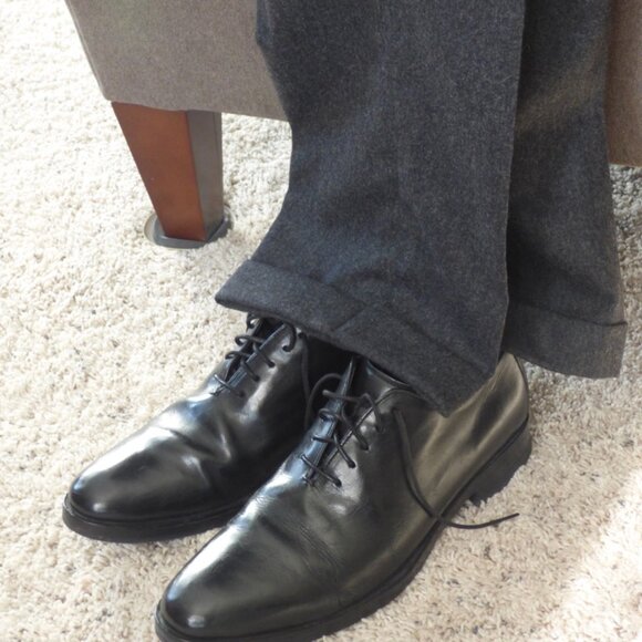Cole Haan Black Laceups Whole-cut Leather Construction - Picture 6 of 12